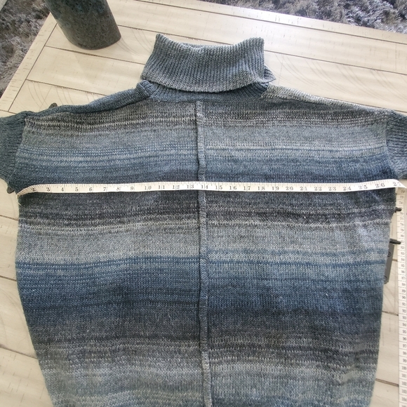 Ombre grey blue stripped pullover sweater over size turtleneck for women - Picture 3 of 6